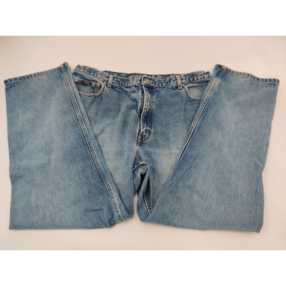 IZOD Jeans Mens 40x32 Relaxed Fit Light Wash Blue Denim Straight Leg 100% Cotton
